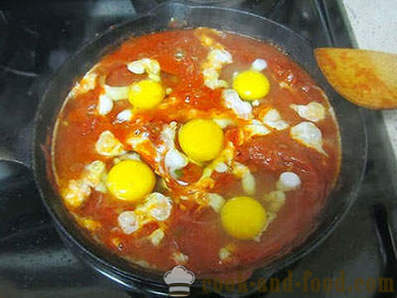 Egge shakshuka oppskrift med bilde