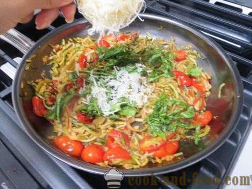 Spaghetti squash med ost og tomater