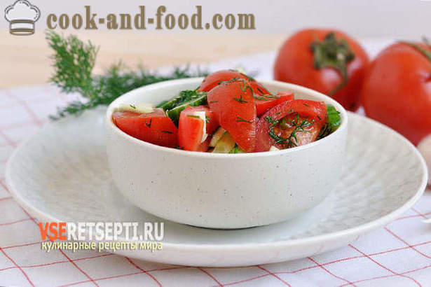 Oppskrift salat av agurk, tomater og squash