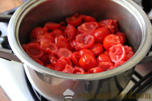 Hjemmelaget ketchup fra tomater