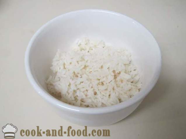 Ris suppe med kål og kjøttdeig