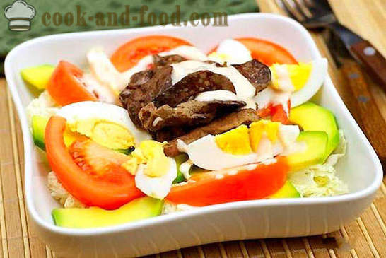 Salat leveren, kinakål og egg