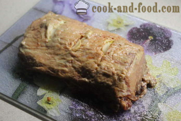 Svinekjøtt i ovnen, bakt med sopp og grønnsaker - hvordan å bake deilig brystkasse i ovnen, oppskriften med et bilde poshagovіy