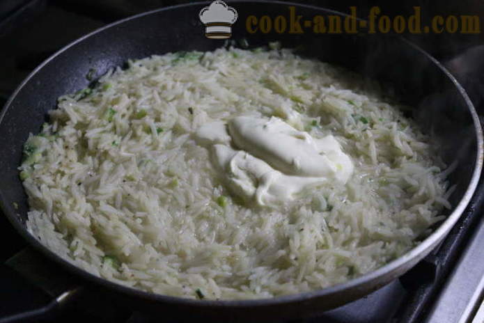 Deilig smuldrete ris pynt med rømme og urter - hvordan å lage en deilig siderett med ris, en trinnvis oppskrift bilder