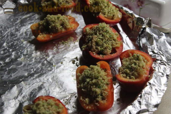 Fylte paprika med kjøttdeig med hakket selleri - som bakt fylte paprika i ovnen, med en trinnvis oppskrift bilder