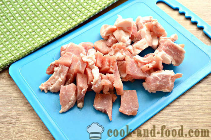 Velsmakende svinekjøtt saus med mel - hvordan du koker kjøtt saus svinekjøtt til bokhvete, trinnvis oppskrift bilder