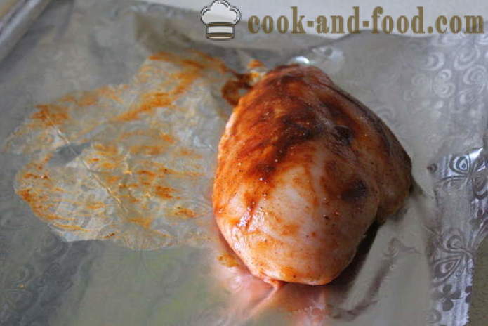 Hjem pastrami kyllingbryst i folie - hvordan å lage en pastrami kylling i ovnen, med en trinnvis oppskrift bilder
