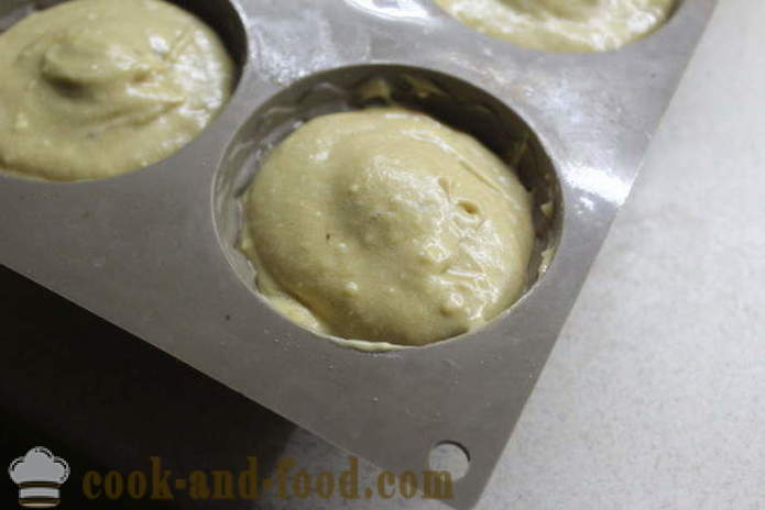 Kaffe og muffins i ovnen honning - hvordan å bake kaker med kefir i silikon molds, en trinnvis oppskrift bilder