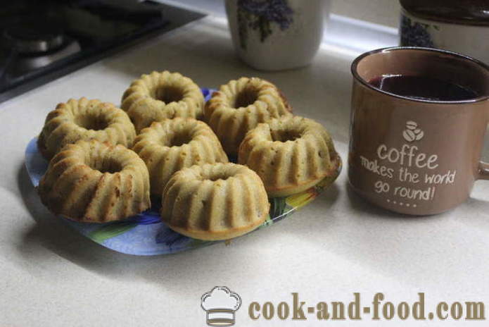 Kaffe og muffins i ovnen honning - hvordan å bake kaker med kefir i silikon molds, en trinnvis oppskrift bilder