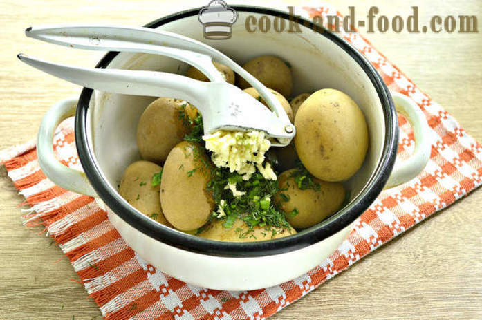 Kokte nypoteter med hvitløk og urter - hvordan å lage nye poteter velsmakende og riktig steg for steg oppskrift bilder