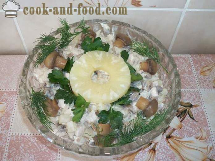 Kyllingsalat med ananas og sopp - hvordan å lage kylling salat med ananas og sopp, en trinnvis oppskrift bilder