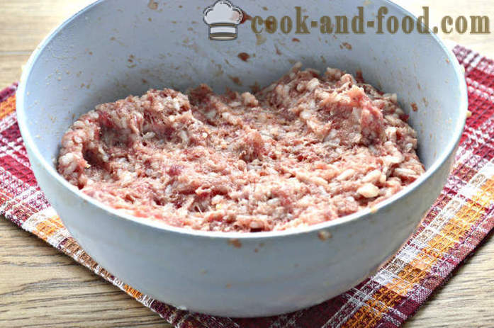 Kjøttboller av kjøttdeig med ris i en stekepanne - hvordan å lage kjøttkaker fra kjøttdeig og saus, med en trinnvis oppskrift bilder