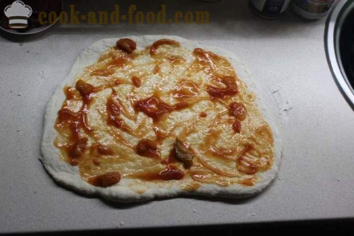 Stromboli - pizza rull med syret deig, hvordan å lage pizza i en rull, en trinnvis oppskrift bilder