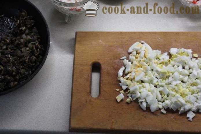Lagvis krabbe salat med ris og sopp - hvordan du koker krabbe salat med ris og sopp, en trinnvis oppskrift bilder