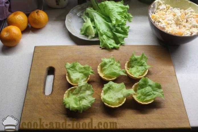 Nyttårs salat med kyllingbryst og mandarin - hvordan å forberede en salat med kylling og mandariner, en trinnvis oppskrift bilder
