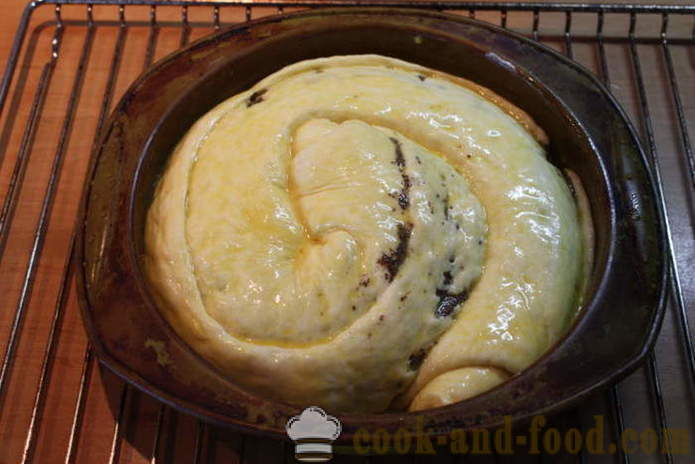 Valmuefrø kake gjær-snegl - hvordan å lage valmuefrø kake fra gjærdeig, en trinnvis oppskrift bilder