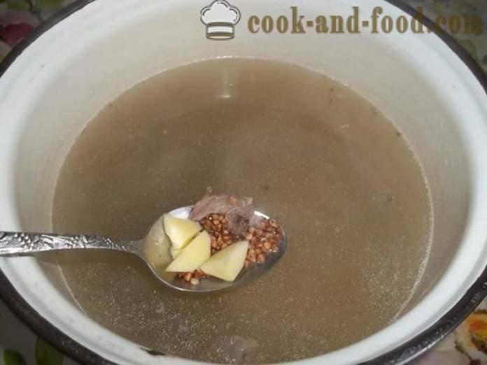 Bokhvete suppe med biff - hvordan å lage mat bokhvete suppe buljong, en trinnvis oppskrift bilder