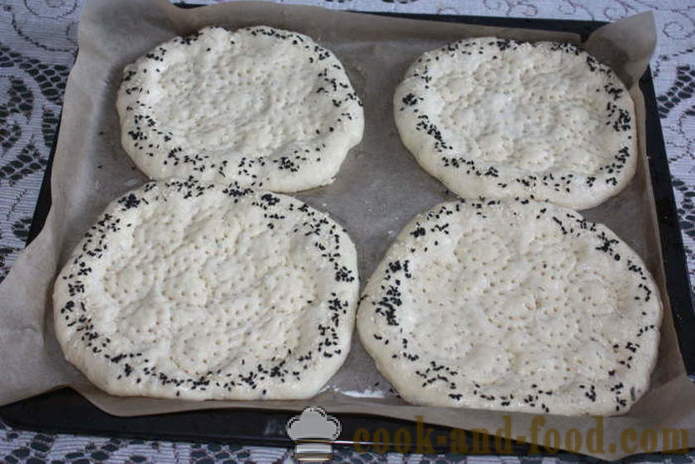 Gjær kaken i ovnen patyr - hvordan å lage usbekiske brød hjemme, trinnvis oppskrift bilder