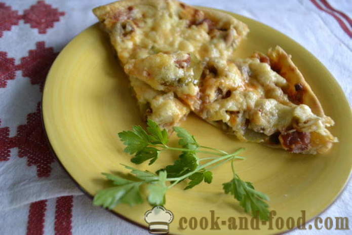 Myk og tynn pizza uten gjær i ovnen - hvordan å forberede usyret pizza hjemme, trinnvis oppskrift bilder