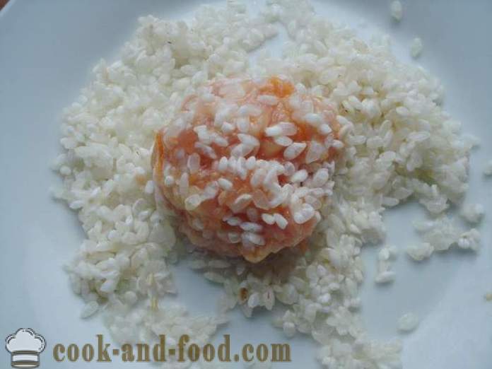 Kosttilskudd kjøttboller for et par - hvordan du skal lage kjøttboller med ris og kjøttdeig i multivarka, trinnvis oppskrift bilder