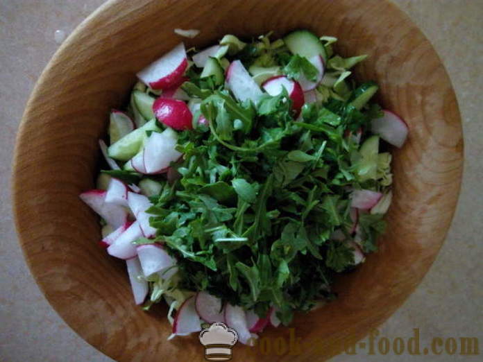 Den mest deilig salat med arugula og grønnsaker - hvordan å forberede en salat av arugula, en trinnvis oppskrift bilder