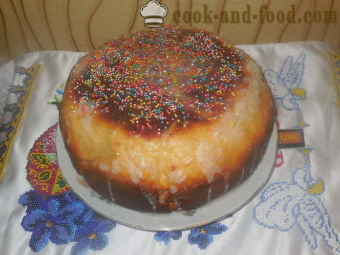 Enkelt multivarka påske kake med krem ​​og smeltet melk - hvordan å bake en kake i multivarka, trinnvis kake enkel oppskrift og foto