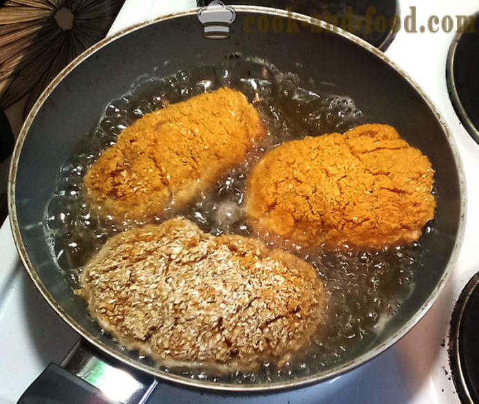 Kylling koteletter med en deilig fylling og sprø - hvordan å lage kaker med en skorpe og fylling, med en trinnvis oppskrift bilder