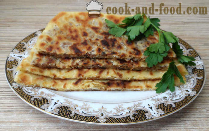 Gozleme tyrkisk brød med kjøtt eller ost, grønnsaker og poteter - hvordan å lage mat tyrkisk rundstykker, en trinnvis oppskrift bilder