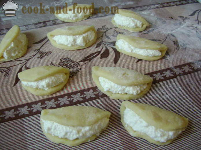 Sochniki med ost fra mørdeig - hvordan å lage mat sochniki med ost hjemme, trinnvis oppskrift bilder