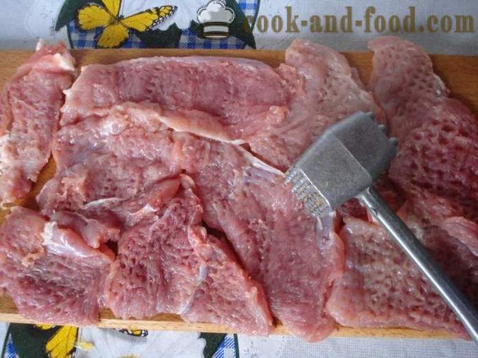 Saftig svinekoteletter i batter - hvordan å lage en myk og saftig svinekotelett i pannen, en trinnvis oppskrift bilder