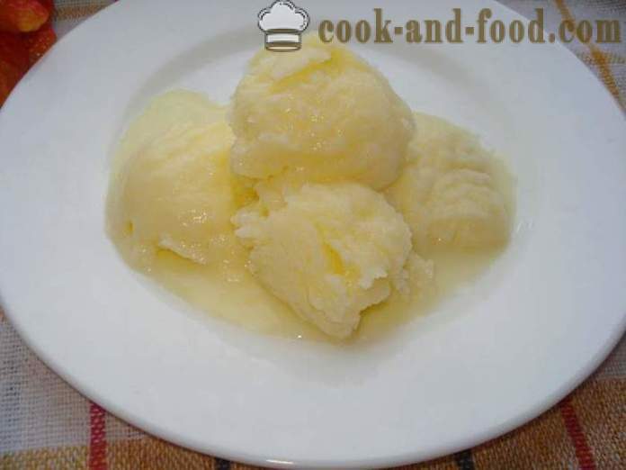 Hjemmelaget iskrem laget av melk med stivelse - hvordan å lage en iskrem sundae hjemme, trinnvis oppskrift bilder