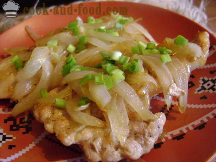 Svinekjøtt escalope med løk - hvordan du koker escalope av svinekjøtt, med en trinnvis oppskrift bilder