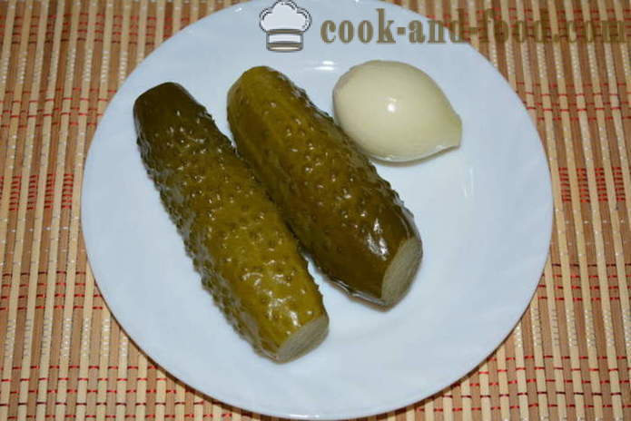 Salat av syltede agurker og løk Luka- hvordan å lage en salat av pickles og løk, med en trinnvis oppskrift bilder