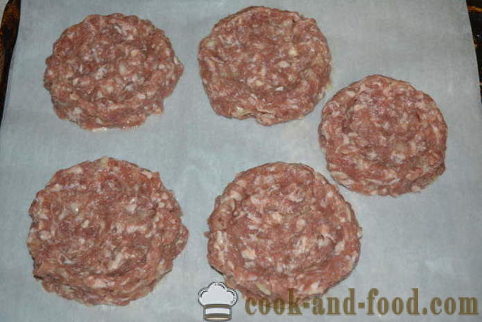 Kjøtt reir av kjøttdeig fylt med - hvordan du koker kjøtt reir av kvernet kjøtt i ovnen, med en trinnvis oppskrift bilder