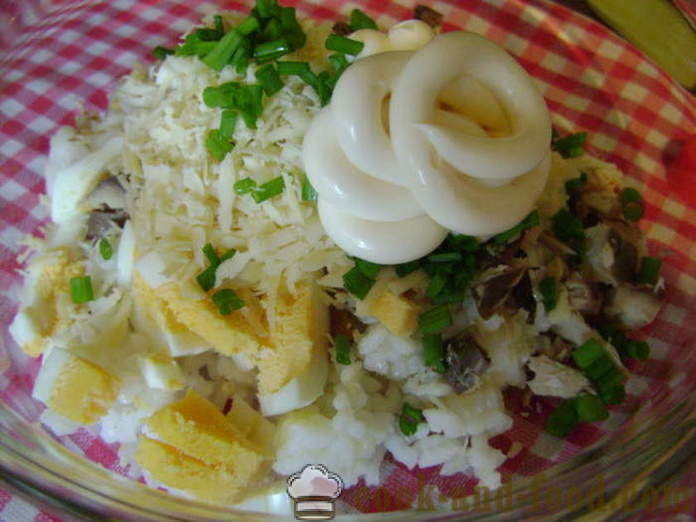 Enkelt fisk salat med ris og egg - hvordan å lage mat fisk salat med ris, en trinnvis oppskrift bilder