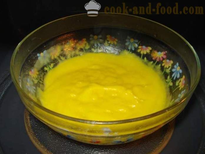 Vaniljesaus i mikrobølgeovnen - hvordan å koke vaniljesaus på eggeplommene, en trinnvis oppskrift bilder