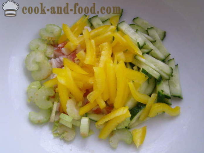 Rask salat med bacon - hvordan å gjøre raske og velsmakende salat, en trinnvis oppskrift bilder