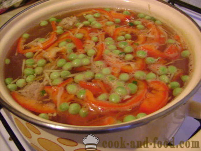 Grønnsakssuppe med kjøttboller og nudler - hvordan du koker suppe med kjøttboller og nudler, med en trinnvis oppskrift bilder