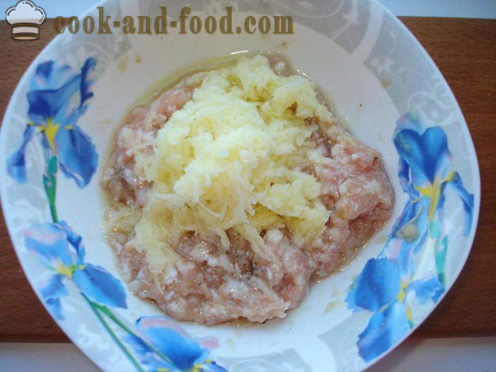 Pasties butterdeig med poteter og kjøtt - hvordan å lage kaker butterdeig i ovnen, med en trinnvis oppskrift bilder