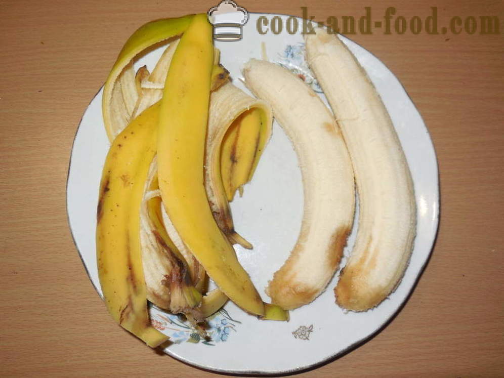 Bananer bakt i ovnen med nøtter og sukker - som bakt bananer i ovnen til dessert, en trinnvis oppskrift bilder