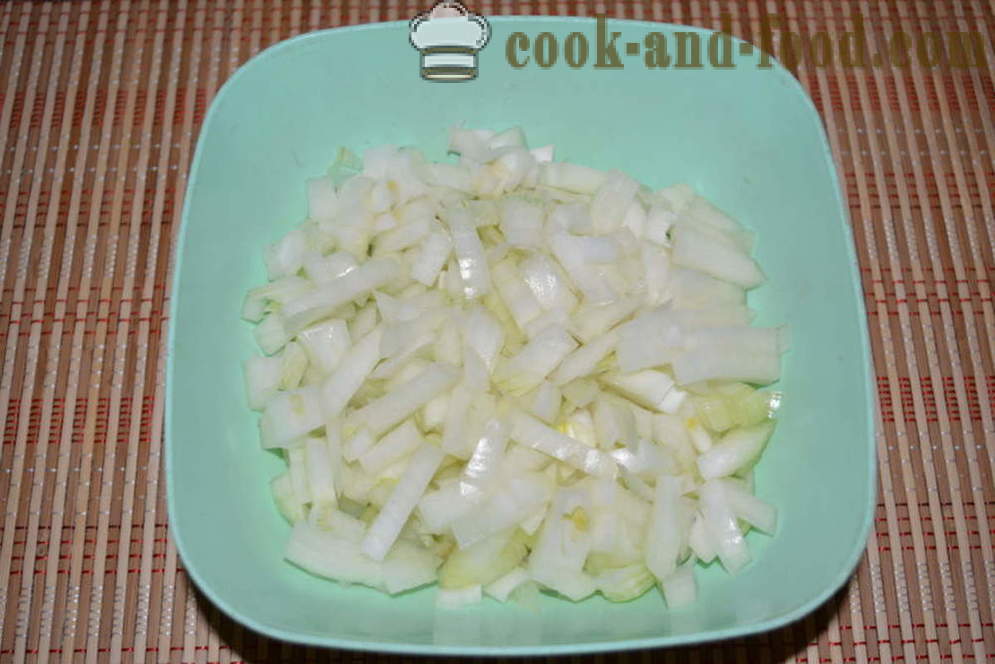 Løk salat av løk med egg og majones - hvordan du koker løk salat, en trinnvis oppskrift bilder