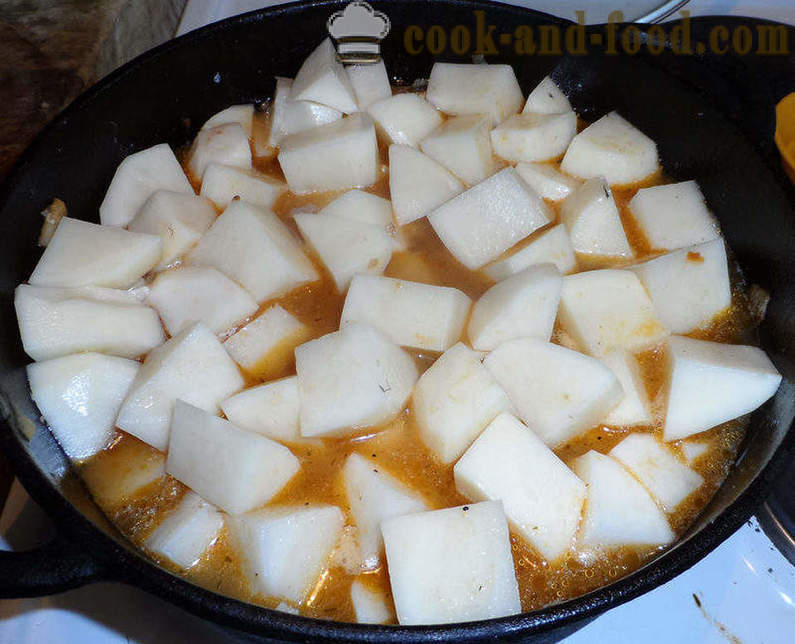Gulasjsuppe Ungarsk - hvordan å lage gulasj suppe med chipetkami, trinnvis oppskrift bilder