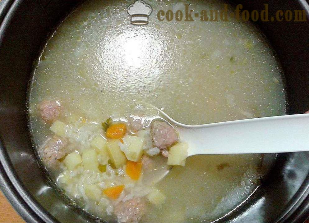 Enkel suppe med kjøttboller og ris - hvordan du koker suppe med kjøttboller i multivarka, trinnvis oppskrift bilder