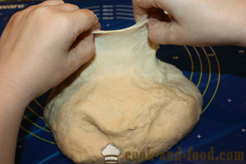Gjær butterdeig croissant - hvordan å lage butterdeig croissant, en trinnvis oppskrift bilder