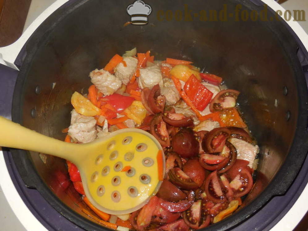 Bakt potet med kjøtt og grønnsaker - hvordan å lage en stuing av poteter med kjøtt i multivarka, trinnvis oppskrift bilder