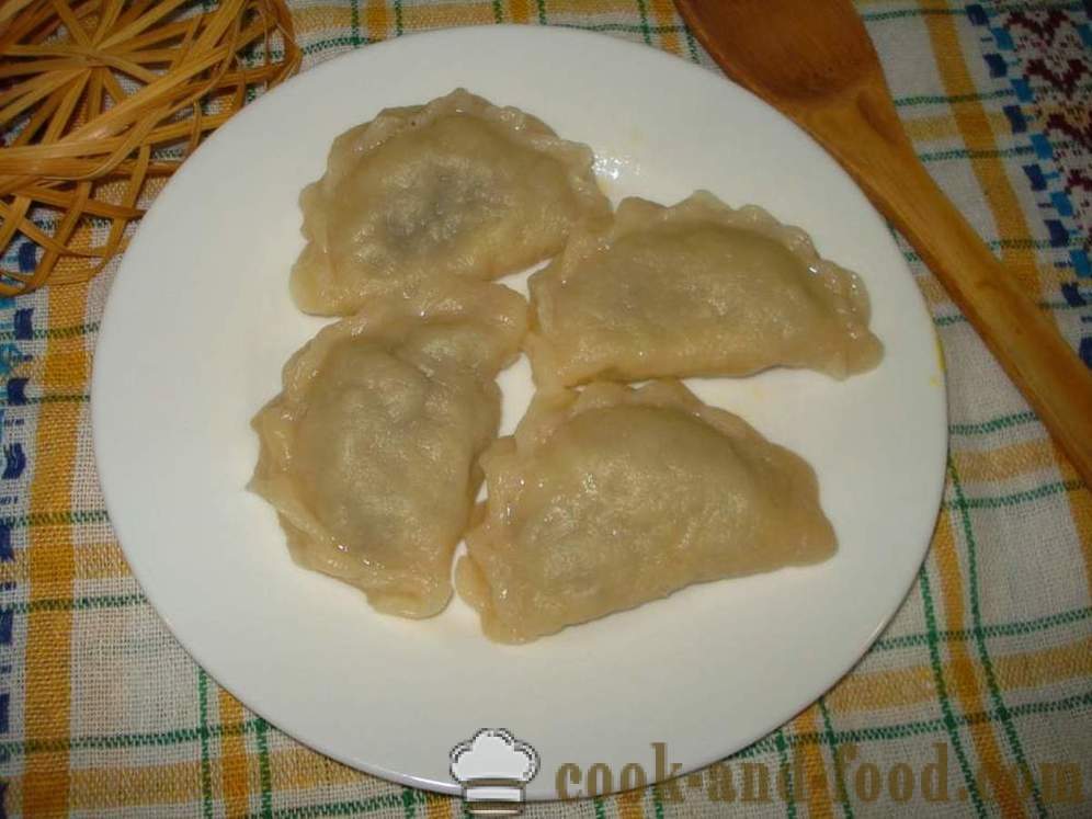 Dumplings med sopp - hvordan å lage dumplings med sopp, en trinnvis oppskrift bilder