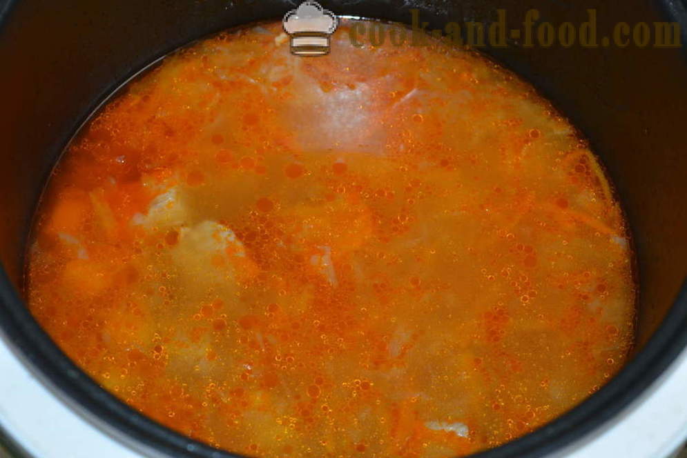 Sur suppe av surkål med kjøtt multivarka - hvordan du koker suppe av surkål i multivarka, trinnvis oppskrift bilder