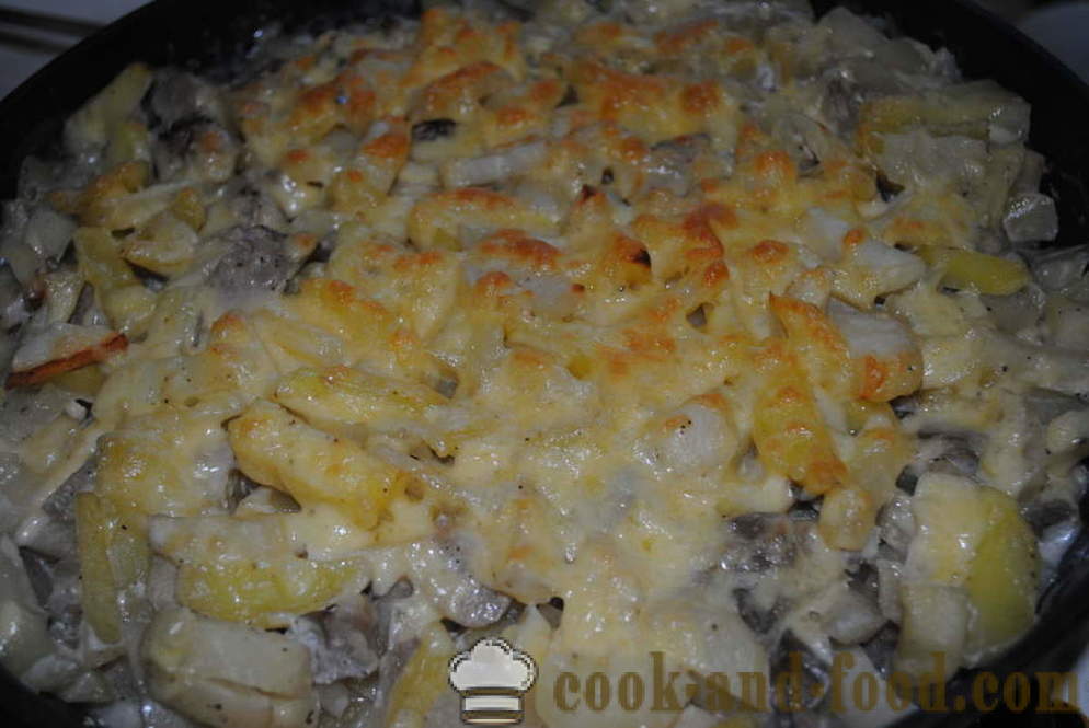 Bakt potet med ost og sopp - både velsmakende bakte poteter i ovnen, med en trinnvis oppskrift bilder