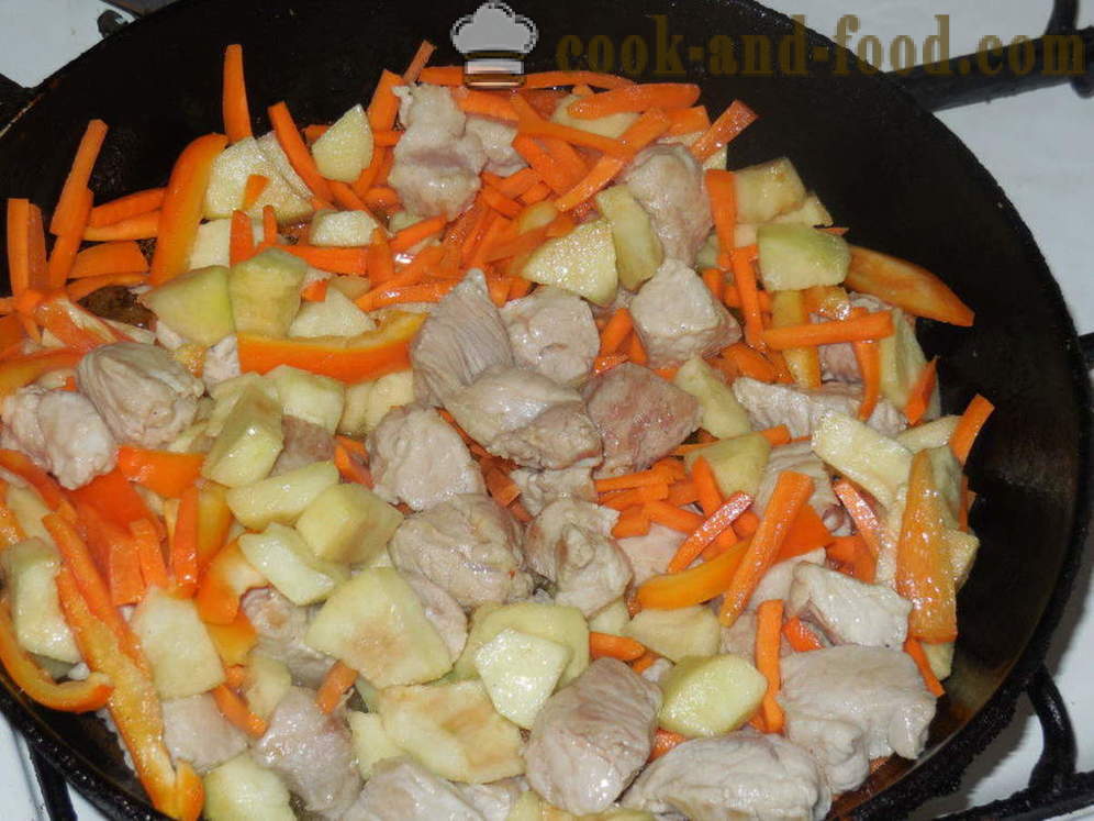 Potten steke med kjøtt og poteter - hvordan å lage en grytestek i ovnen, med en trinnvis oppskrift bilder