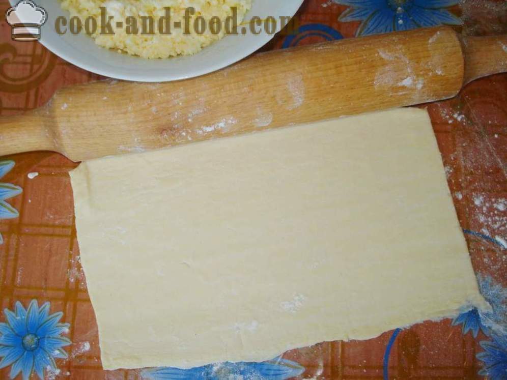 Puffs med ost butterdeig - steg for steg, hvordan lage butterdeig med ost i ovnen, oppskriften med et bilde